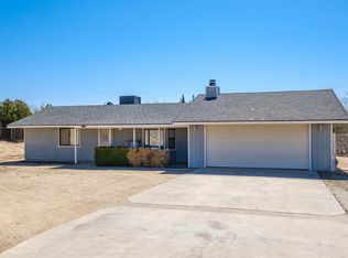 16541 Warwick St, Victorville, CA 92395