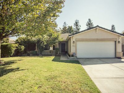 3917 W Sweet Ct, Visalia, CA, 93291