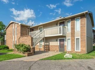 6740 W Par Ln, Wichita, KS 67212