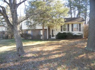 3300 Dillon Rd, Jamestown, NC 27282