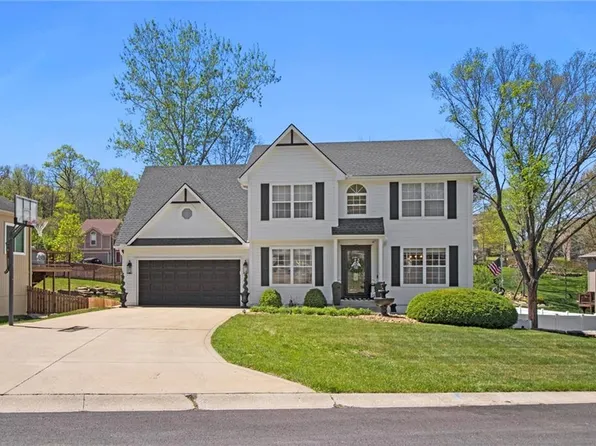 5104 S Powell Ave, Blue Springs, MO 64015