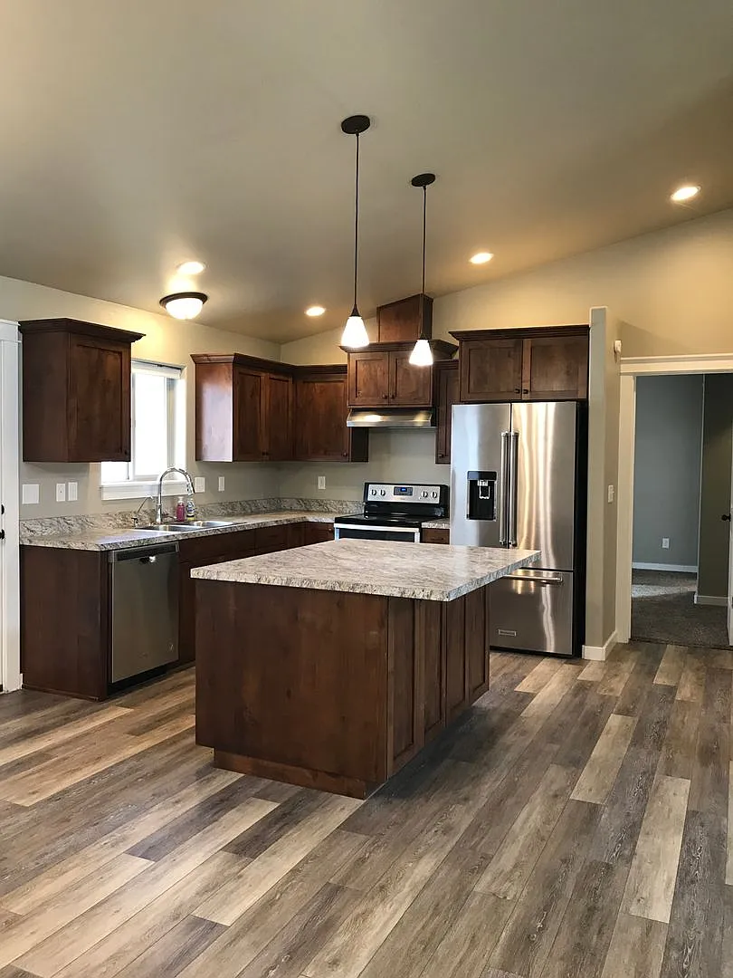 160 Boulder Drive — Photo 3