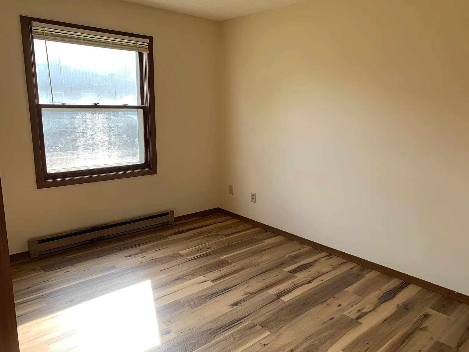 2 bed, $849 — Photo 3