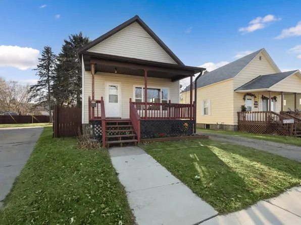 1871 Dunlap Ave, Marinette, WI 54143
