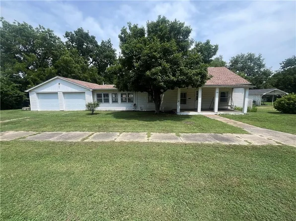 214 Central St, Humboldt, KS 66748