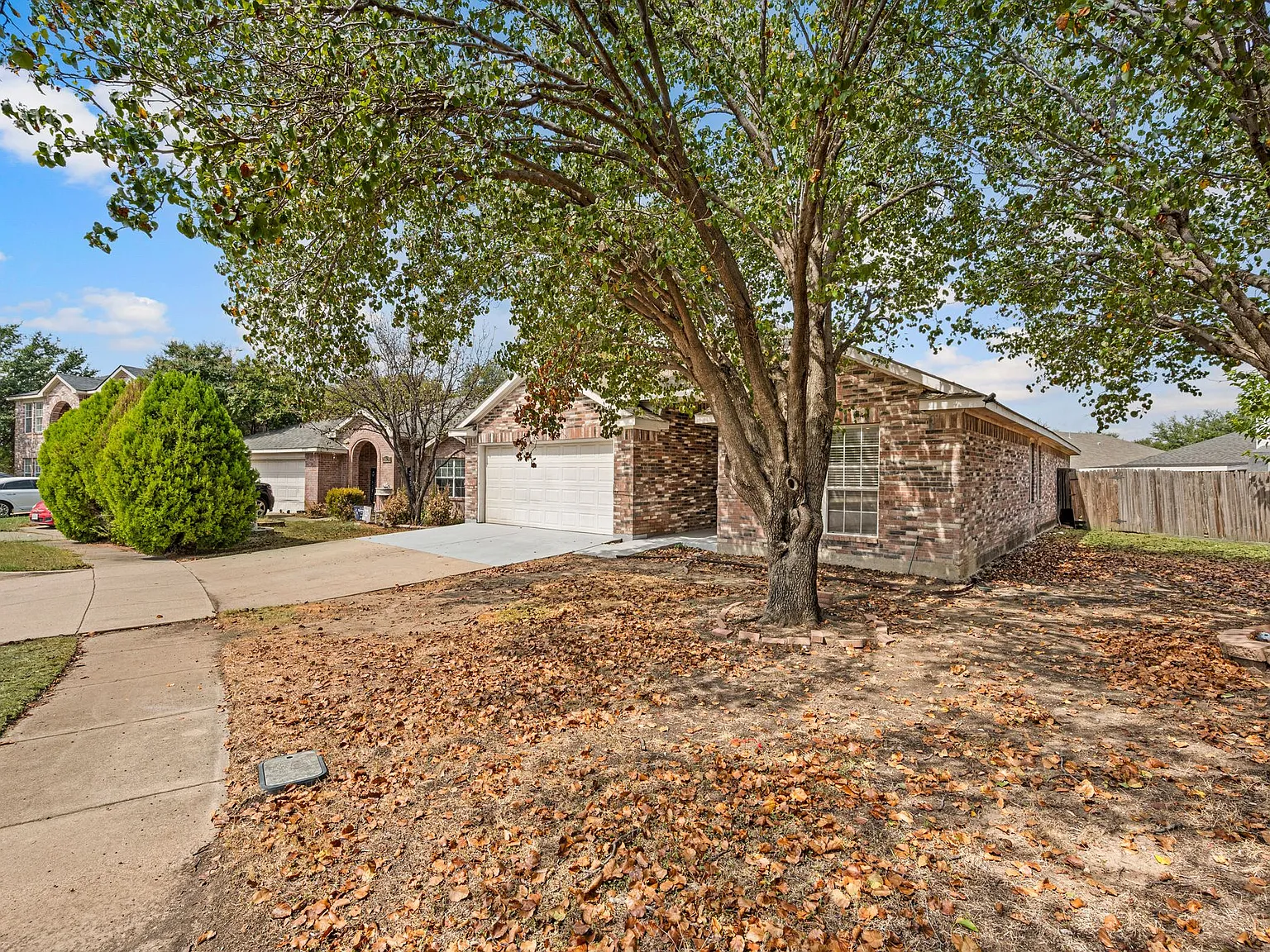 4 bed, 1969 sqft, $1,995 — Photo 3