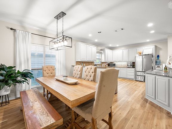 4th image of 2629 Fish Tank Rd