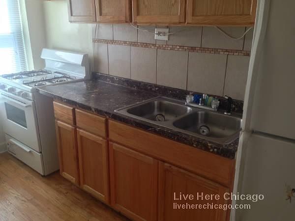 1st image of 4025 W Melrose St #40293W