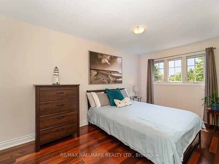 5031 Northern Lights Cir — Photo 17
