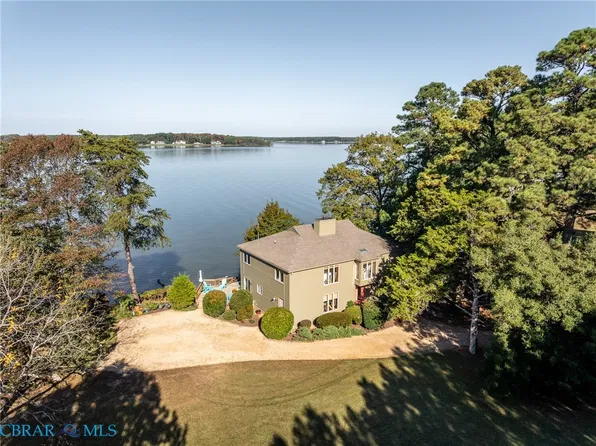 1314 Indiantown Rd, Weems, VA 22576