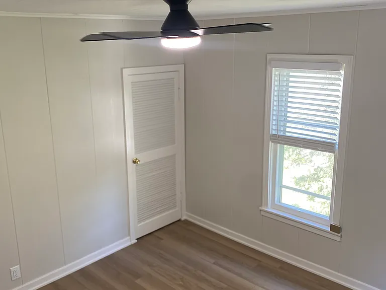 927 Harrison Ave #2 — Photo 8