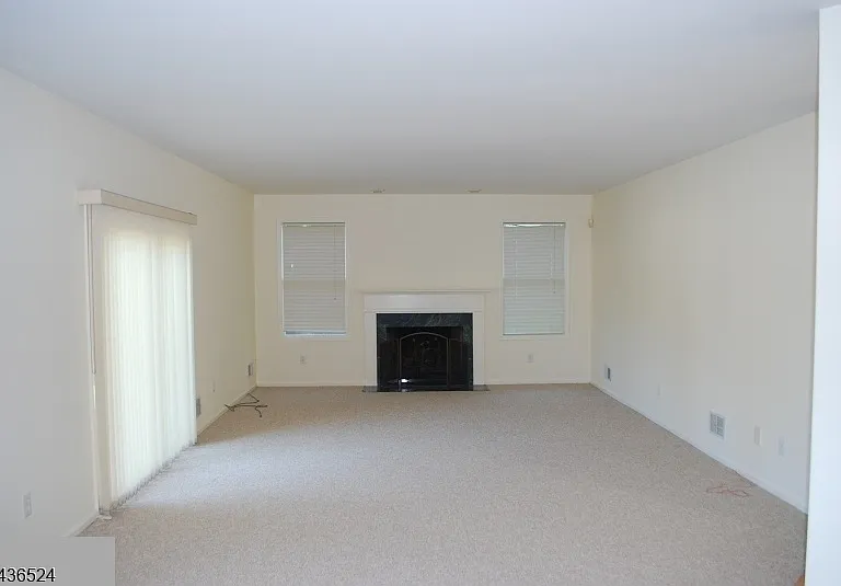 11 Alexandria Dr — Photo 6