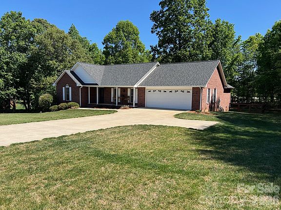 5th image of 106 Olano Ln