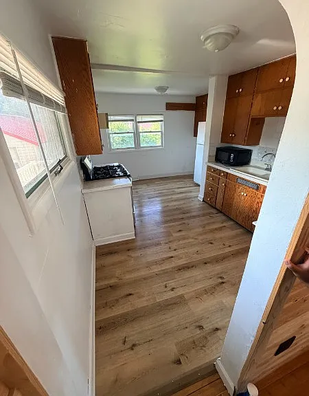 1821 E Ridgeway Ave — Photo 3