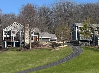 74 Shenandoah Dr, Galena, IL 61036