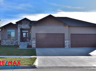 9447 Northern Sky Rd, Lincoln, NE 68505