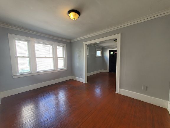 3rd image of 69 Ellison St #3
