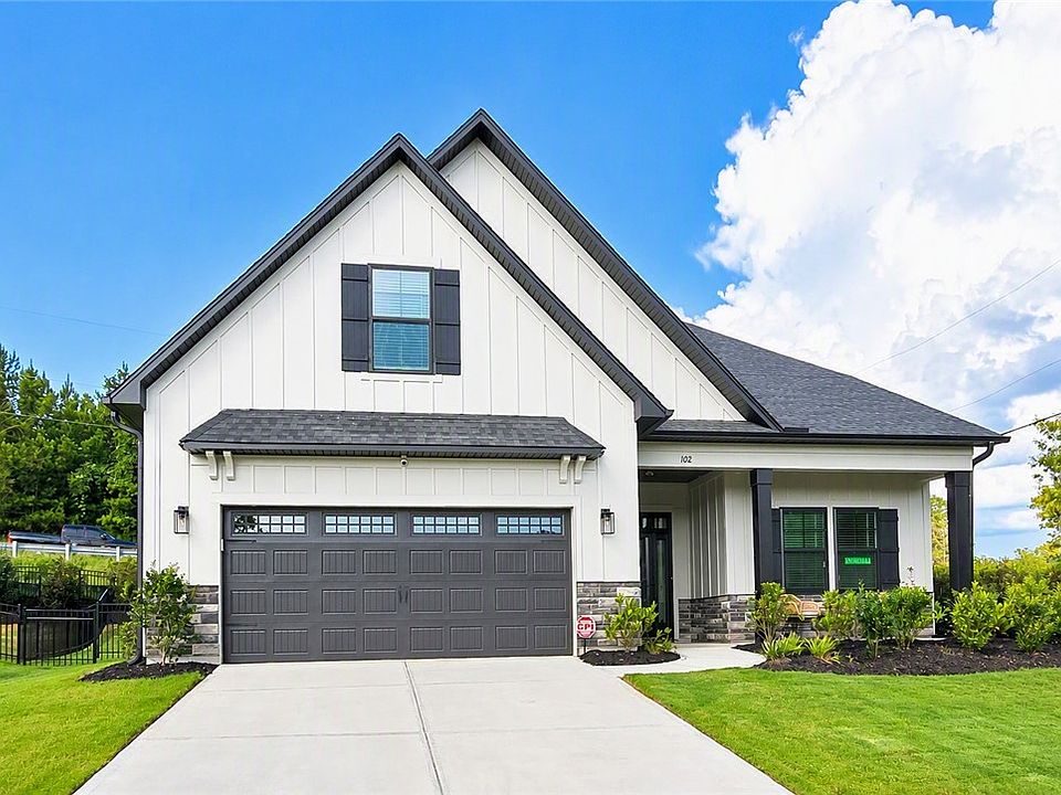 1st image of 102 Shale Dr