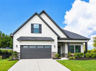 102 Shale Dr, Central, SC 29630
