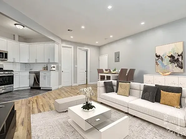546 Chauncey Street image 2 of 9