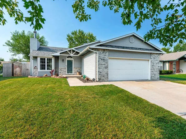473 S Firefly Ct, Wichita, KS 67235