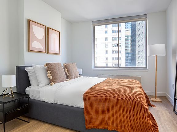 4th image of 30 Cliff St #4D