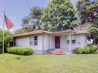 17 W Prospect Rd, Fayetteville, TN 37334