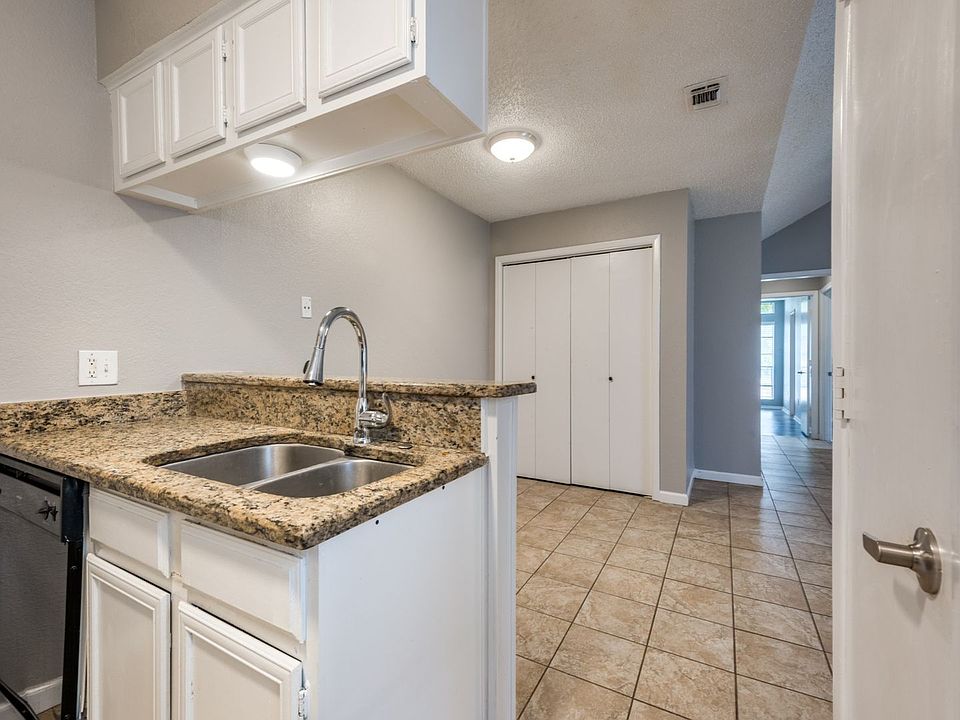 Evergreen Duplexes Apartment Rentals Irving, TX Zillow