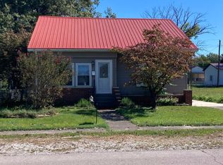 422 S Jackson St, Oakland City, IN 47660