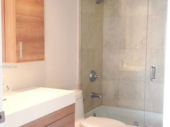 3rd image of 770 Claughton Island Dr APT 914