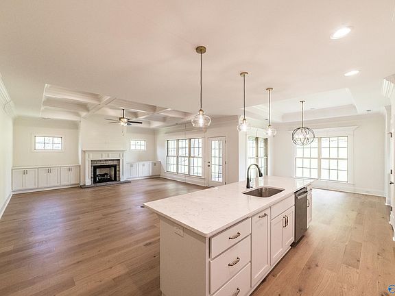 5th image of 9125 Wagon Pass Way