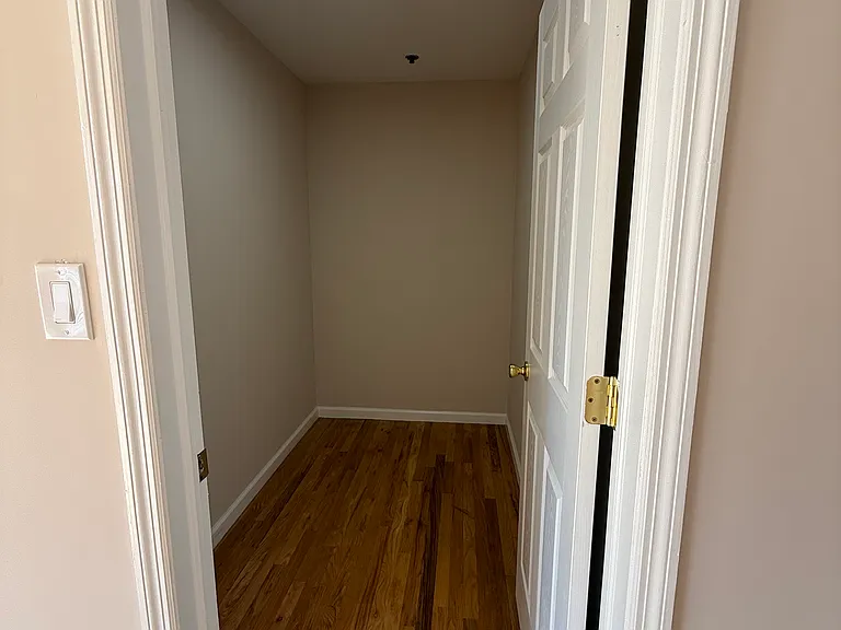 15-21 Oraton St #2 — Photo 10