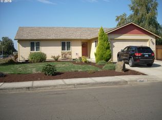 1547 Princess Ln NE, Salem, OR 97301