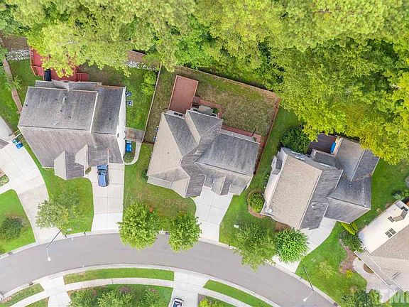 4th image of 3625 Glidewell Ct