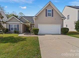 1007 Reigate Rd, Charlotte, NC 28262