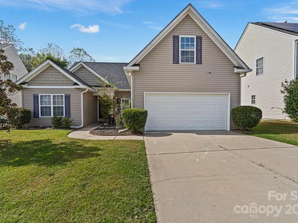 1007 Reigate Rd, Charlotte, NC 28262