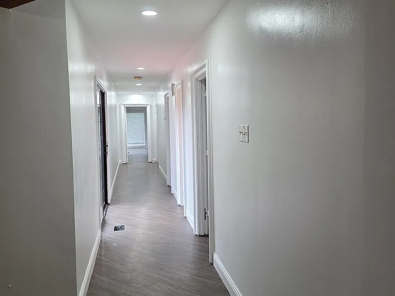 1002 W Bear Creek Rd — Photo 14