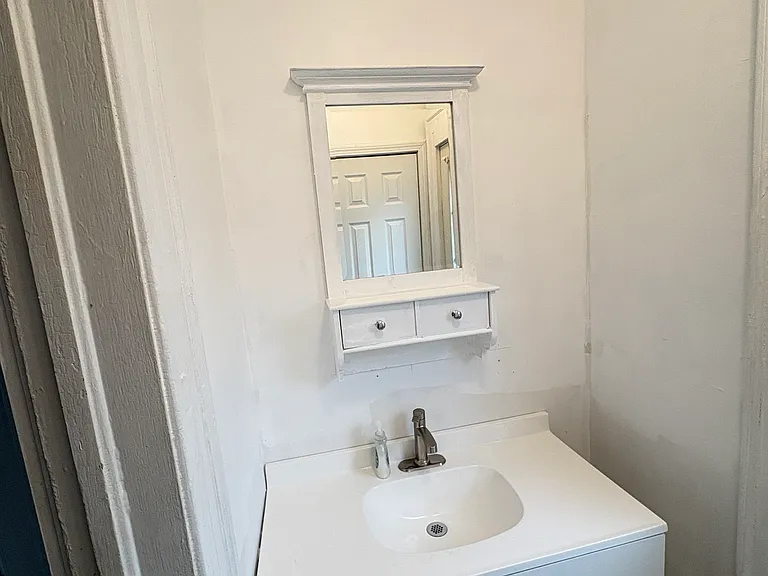 273 Peck Ave — Photo 14