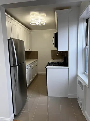 Rented by 718 Realty Inc | media 6