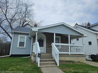 34812 Ash St, Wayne, MI