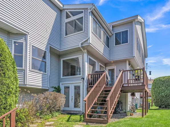 222 Algonquin Trl Unit 222, Ashland, MA 01721