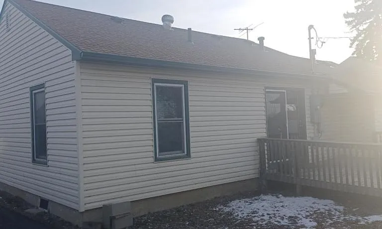 17 Mac Arthur Ave — Photo 2