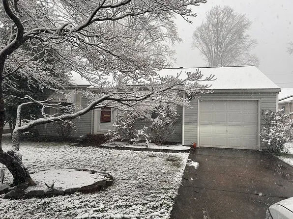 4628 Washington Ave SE, Charleston, WV 25304