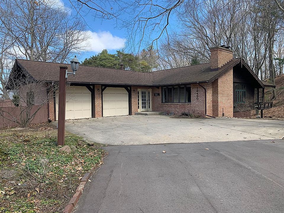 1st image of 18450 Iroquois Dr
