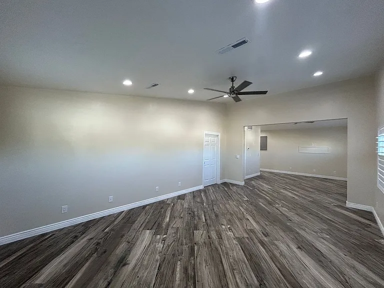1696 N 2500 W — Photo 7