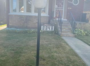 8848 S Merrill Ave, Chicago, IL 60617