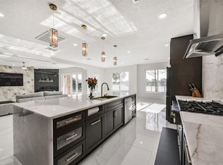 2315 Bending Spring Dr, Pearland, TX 77584