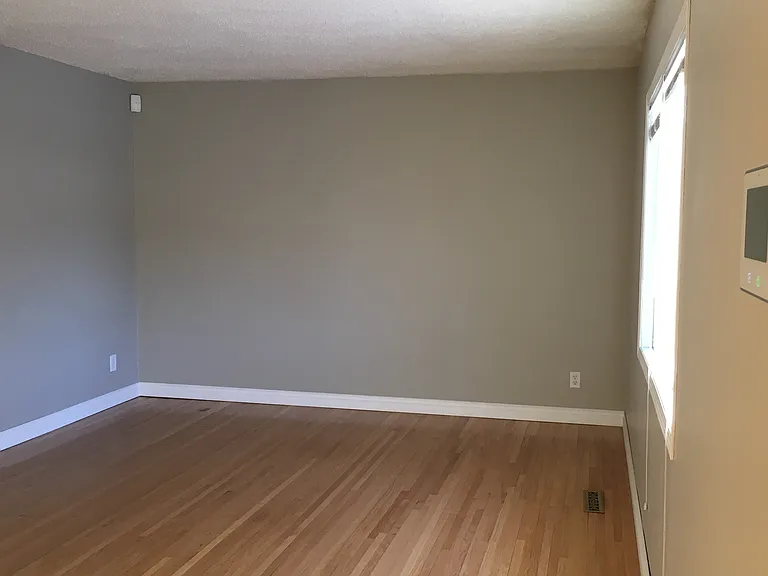 2527 Park St — Photo 4