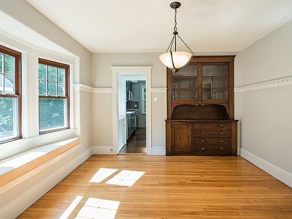 5th image of 105 Clement Ave #2