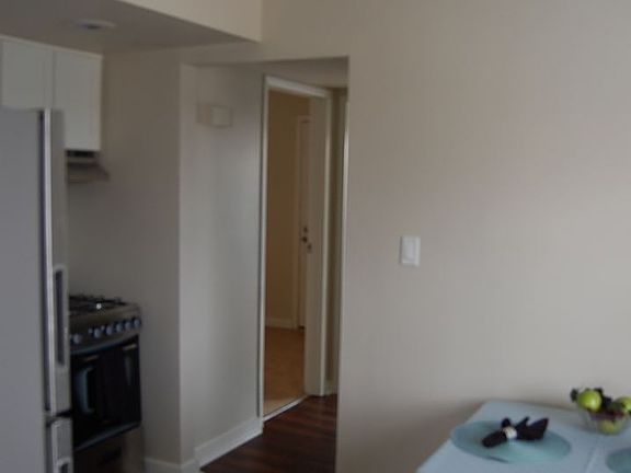3rd image of 801 E 42nd St APT 3W